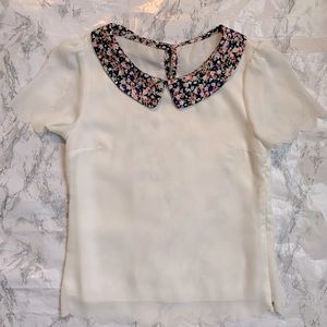 Floral Collared Scallop Blouse